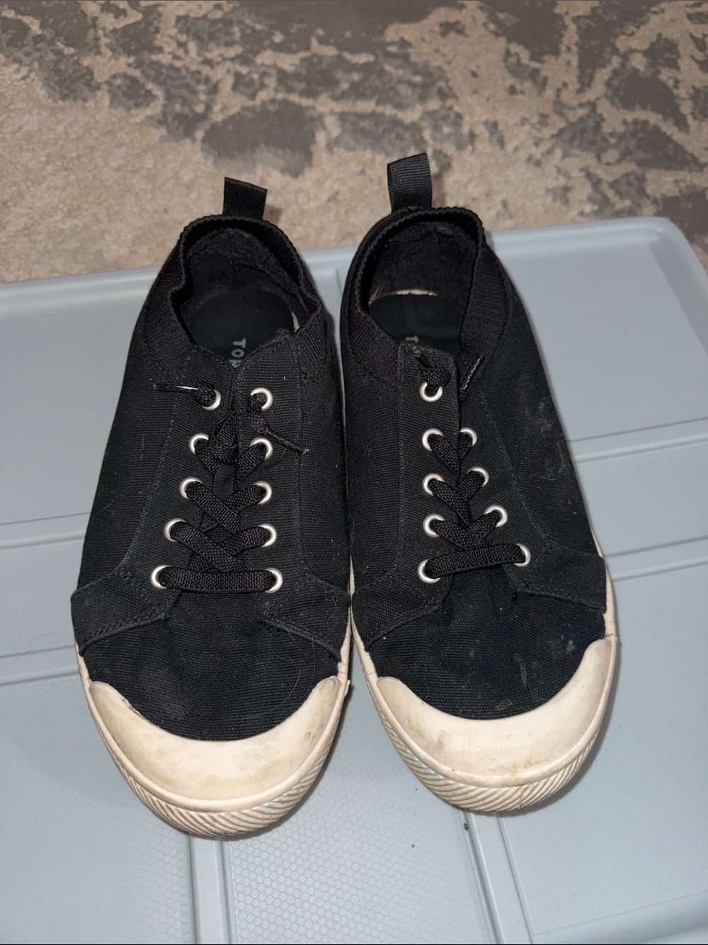 Black Canvas Low-Top Women’s Sneakers